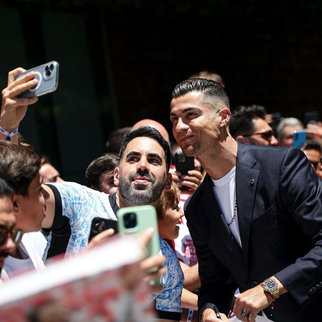 What Phone Does Cristiano Ronaldo Use?